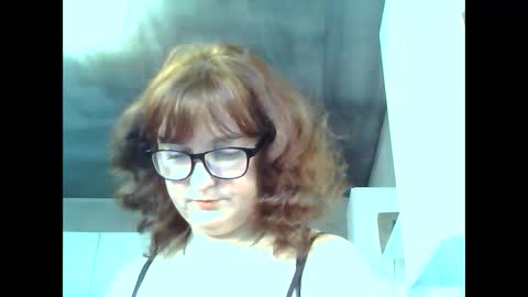 vally_bek1 online show from November 14, 6:45 am