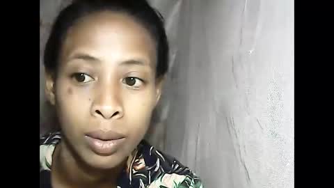 valysexyhot online show from April 29, 2:59 am