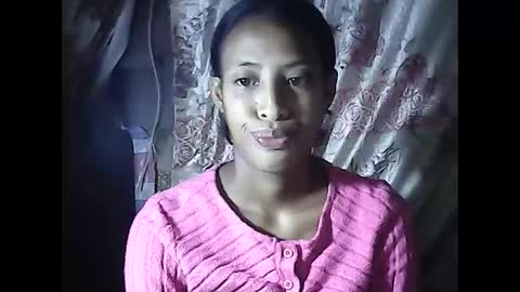 valysexyhot online show from May 3, 4:18 am