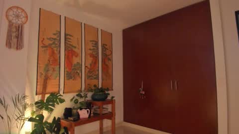      online show from March 10, 8:14 pm