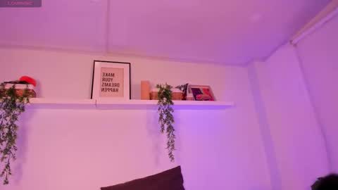 vamp  online show from November 27, 12:13 am