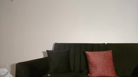 Snapshot of vampiredavyd chatting on March 8, 1:17 am david guzman i model independenthelp me with a thumbs up online show from March 8, 1:17 am