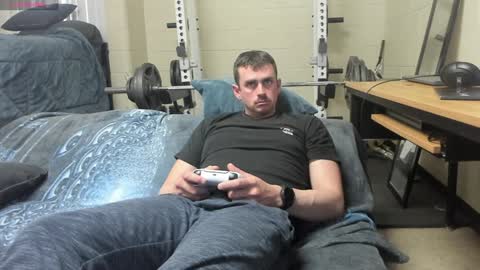 Snapshot of vandal2021 chatting on January 31, 11:35 pm Vandal2021 online show from January 31, 11:35 pm