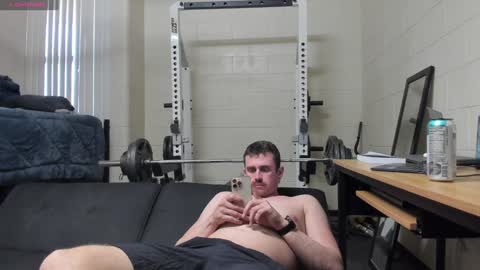 Snapshot of vandal2021 chatting on February 2, 11:53 pm Vandal2021 online show from February 2, 11:53 pm