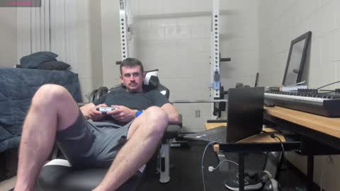 Snapshot of vandal2021 chatting on February 6, 5:57 am Vandal2021 online show from February 6, 5:57 am