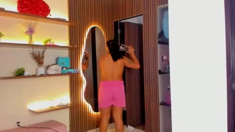 Snapshot of vane_lips chatting on July 27, 7:21 pm V A N E online show from July 27, 7:21 pm