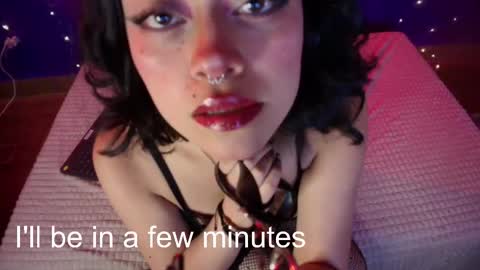 Snapshot of vanelope11 chatting on November 5, 7:03 pm Vanelope online show from November 5, 7:03 pm