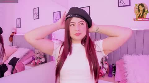 Snapshot of vanesa_moon_ chatting on December 1, 12:59 am vanesa_moon_ online show from December 1, 12:59 am