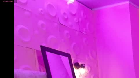 Vanessa online show from October 19, 9:59 pm