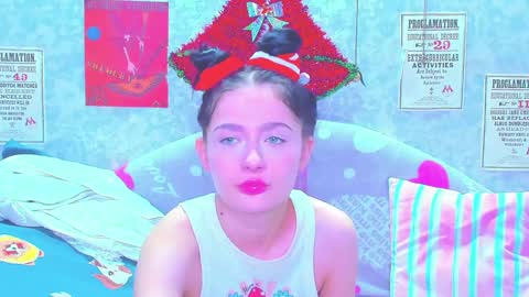 Snapshot of vanessa_florence chatting on January 12, 1:11 am RUSSIAN BARBIE BABE online show from January 12, 1:11 am