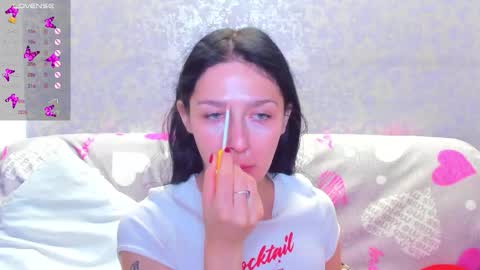 Snapshot of vanessa_florence chatting on November 8, 1:39 am RUSSIAN BARBIE BABE online show from November 8, 1:39 am