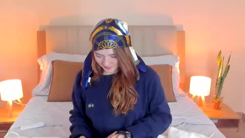 vanessa_foxyy online show from May 16, 8:18 pm