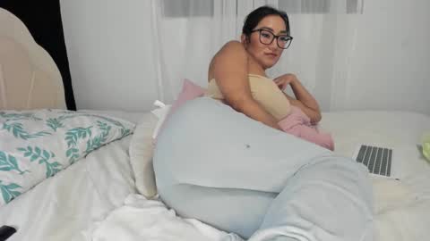 Vanessa online show from October 1, 11:11 pm