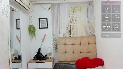 vanessa_jenner online show from March 14, 3:01 am