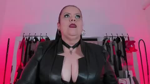 Snapshot of vanessa_moka chatting on June 17, 12:29 pm Vanessa online show from June 17, 12:29 pm