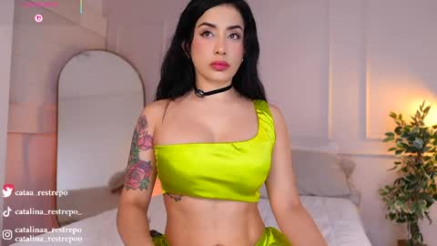 vanessa sexxy online show from May 2, 1:10 am