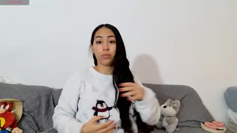 vanessaadol online show from March 13, 9:49 am