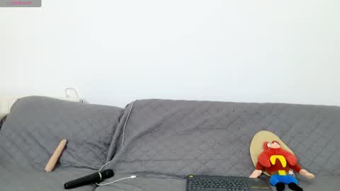 vanessaadol online show from June 9, 9:21 am