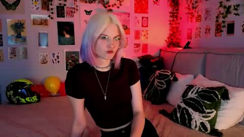 Vanessa online show from June 10, 2:49 pm