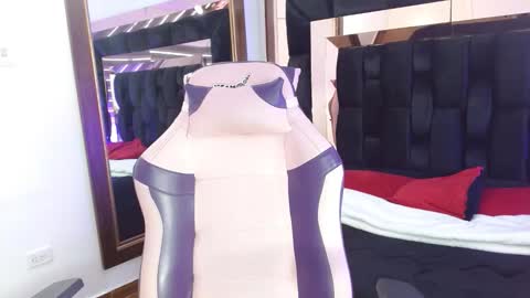 Vivi Gomez online show from January 19, 12:09 pm