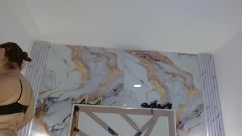 Vanessa Hard online show from October 5, 1:53 pm