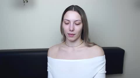 Vanessa online show from February 18, 5:09 pm