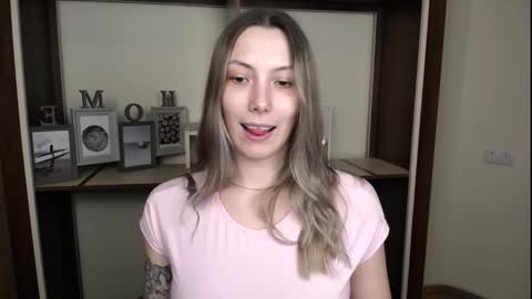 Vanessa online show from March 3, 5:41 pm