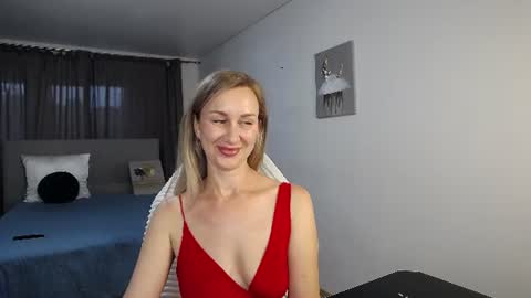 Vanessa  online show from June 16, 4:42 pm