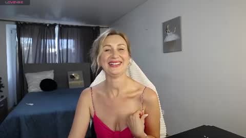 Vanessa  online show from July 19, 5:44 am
