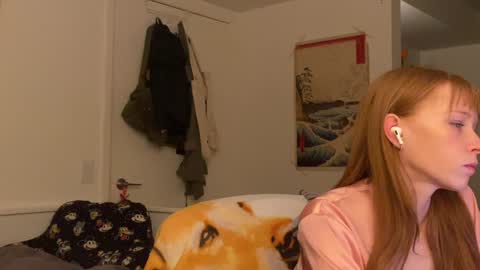 Snapshot of vanessapark chatting on December 15, 11:55 am Vanessa  online show from December 15, 11:55 am