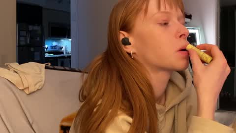 Snapshot of vanessapark chatting on January 1, 1:59 pm Vanessa  online show from January 1, 1:59 pm