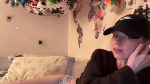 Vanessa  online show from March 15, 6:41 am