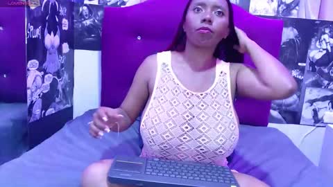 Vanessa  online show from February 19, 1:01 am