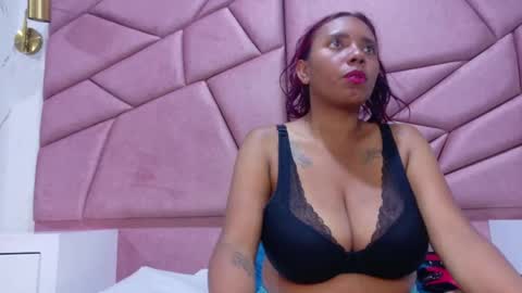 Vanessa  online show from March 18, 8:45 pm