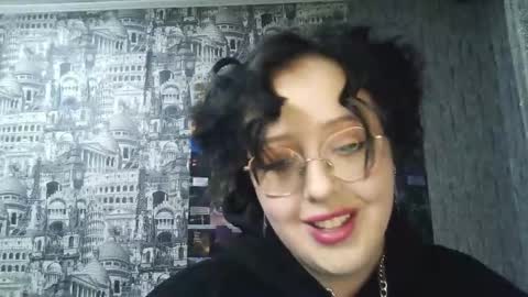 Snapshot of vanessashadow chatting on November 19, 5:24 pm vanessashadow online show from November 19, 5:24 pm
