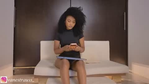 Snapshot of vanestrauss chatting on July 13, 9:06 pm New account follow me online show from July 13, 9:06 pm