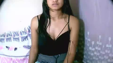 vanih27 online show from July 24, 7:34 pm