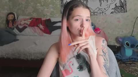 Snapshot of vanilla_arya chatting on September 15, 11:54 am Adelina online show from September 15, 11:54 am