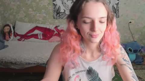 Snapshot of vanilla_arya chatting on October 31, 7:53 am Adelina online show from October 31, 7:53 am