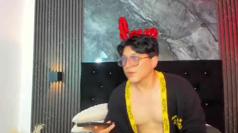 vanilla_hot_ online show from February 22, 5:02 pm