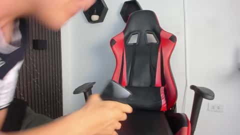 vanilla_hot_ online show from February 26, 4:45 pm