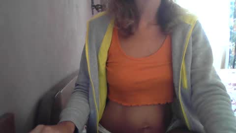 Snapshot of vanillachika205 chatting on July 13, 12:41 pm vanillachika205 online show from July 13, 12:41 pm