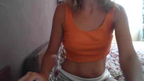 Snapshot of vanillachika205 chatting on July 16, 10:43 am vanillachika205 online show from July 16, 10:43 am