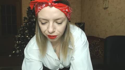 Snapshot of vanillamuffin chatting on January 3, 10:31 am VanillaMuffin online show from January 3, 10:31 am