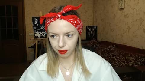 Snapshot of vanillamuffin chatting on January 9, 4:28 pm VanillaMuffin online show from January 9, 4:28 pm