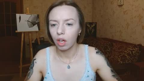 Snapshot of vanillamuffin chatting on September 14, 5:50 am VanillaMuffin online show from September 14, 5:50 am