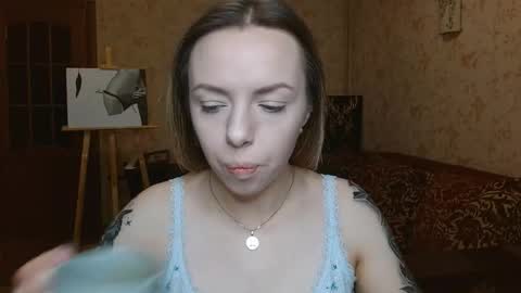 Snapshot of vanillamuffin chatting on September 30, 5:12 am VanillaMuffin online show from September 30, 5:12 am