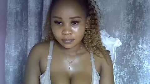 vanillavenus online show from February 18, 8:49 pm