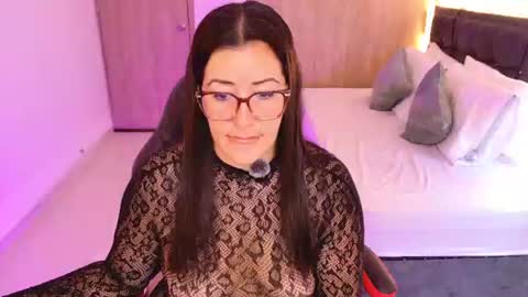 Karine online show from August 5, 3:04 pm