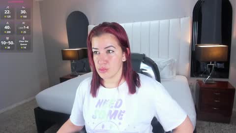 Snapshot of vanitysex chatting on January 20, 11:35 am Karine online show from January 20, 11:35 am